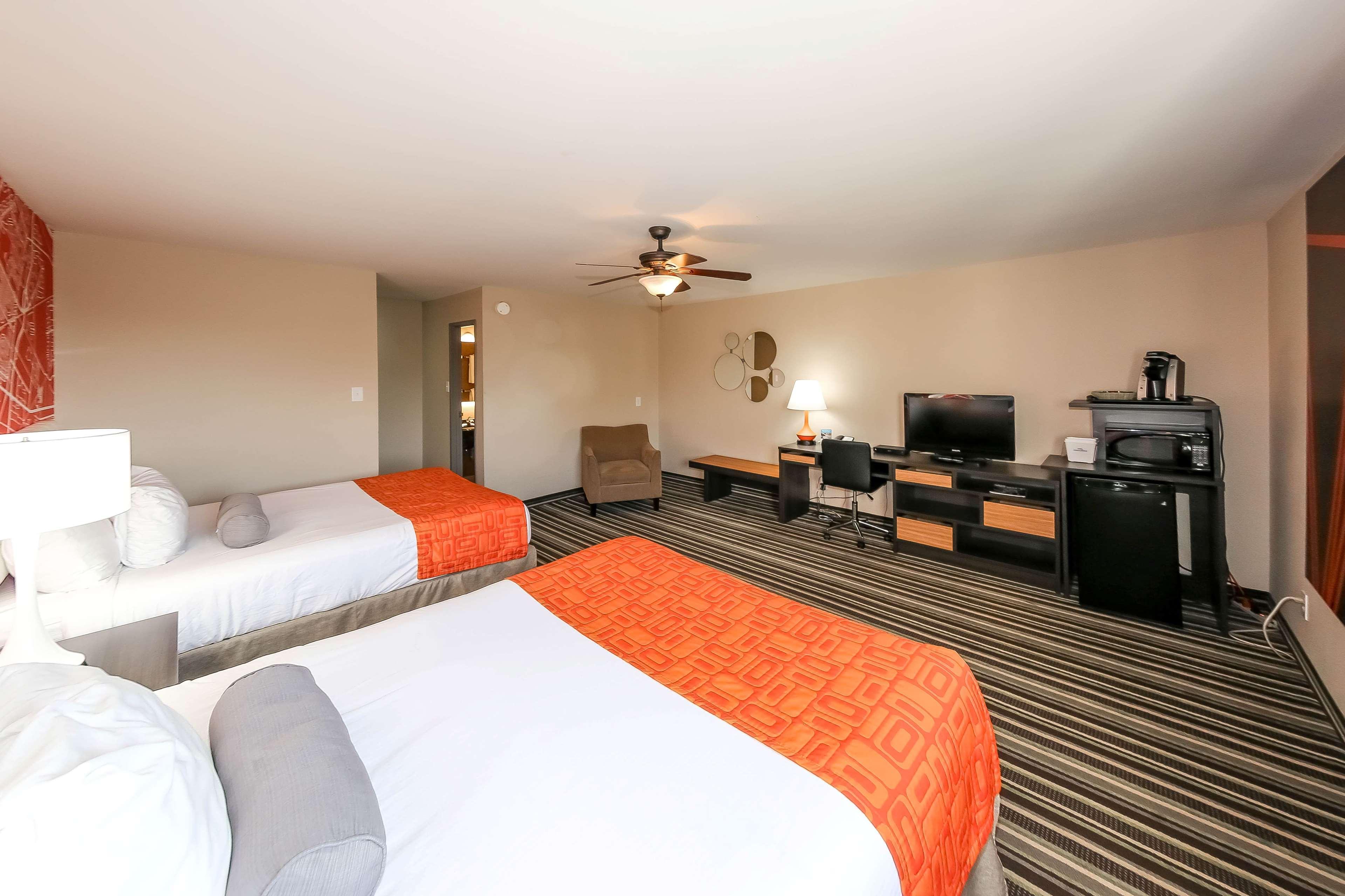 Howard Johnson By Wyndham Winnipeg West Dış mekan fotoğraf